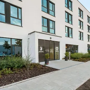 https://super-8-munich-city-north.getmunichhotels.com